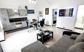 Homeholidaysanremo - 2,0